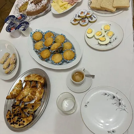 Via Dei Mille 9 B&B 카스텔사르도