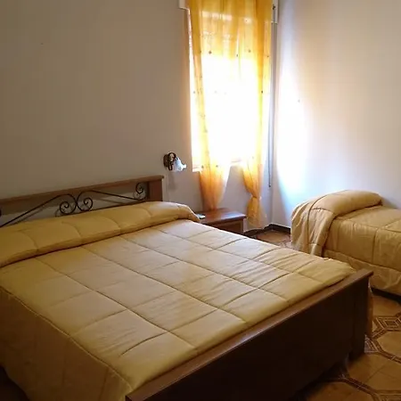 Via Dei Mille 9 3* Castelsardo