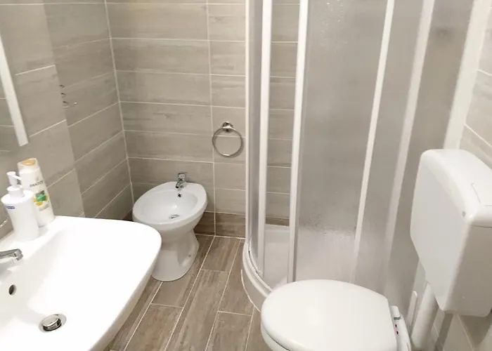 Via Dei Mille 9 Panzió